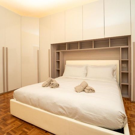 Trilocale Con Parcheggio Privato Apartment Milan Exterior photo